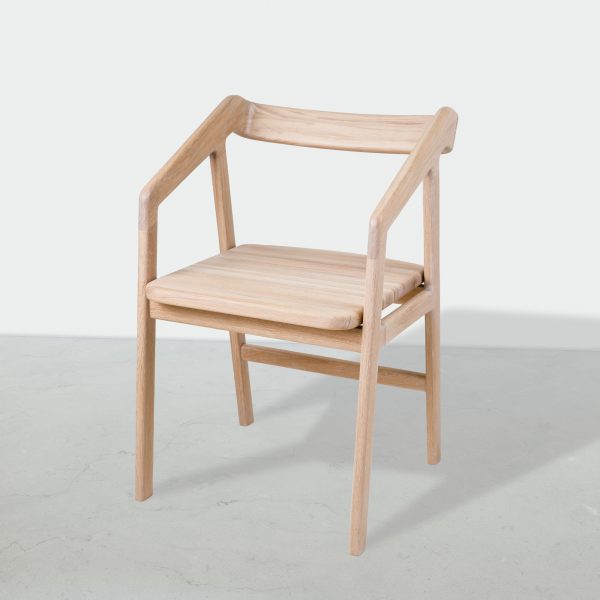 Кресло - белёный дуб, дубовое сиденье