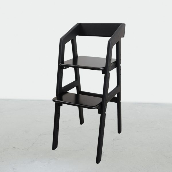 Высокий растущий стул - чёрный дуб, чёрное сиденье