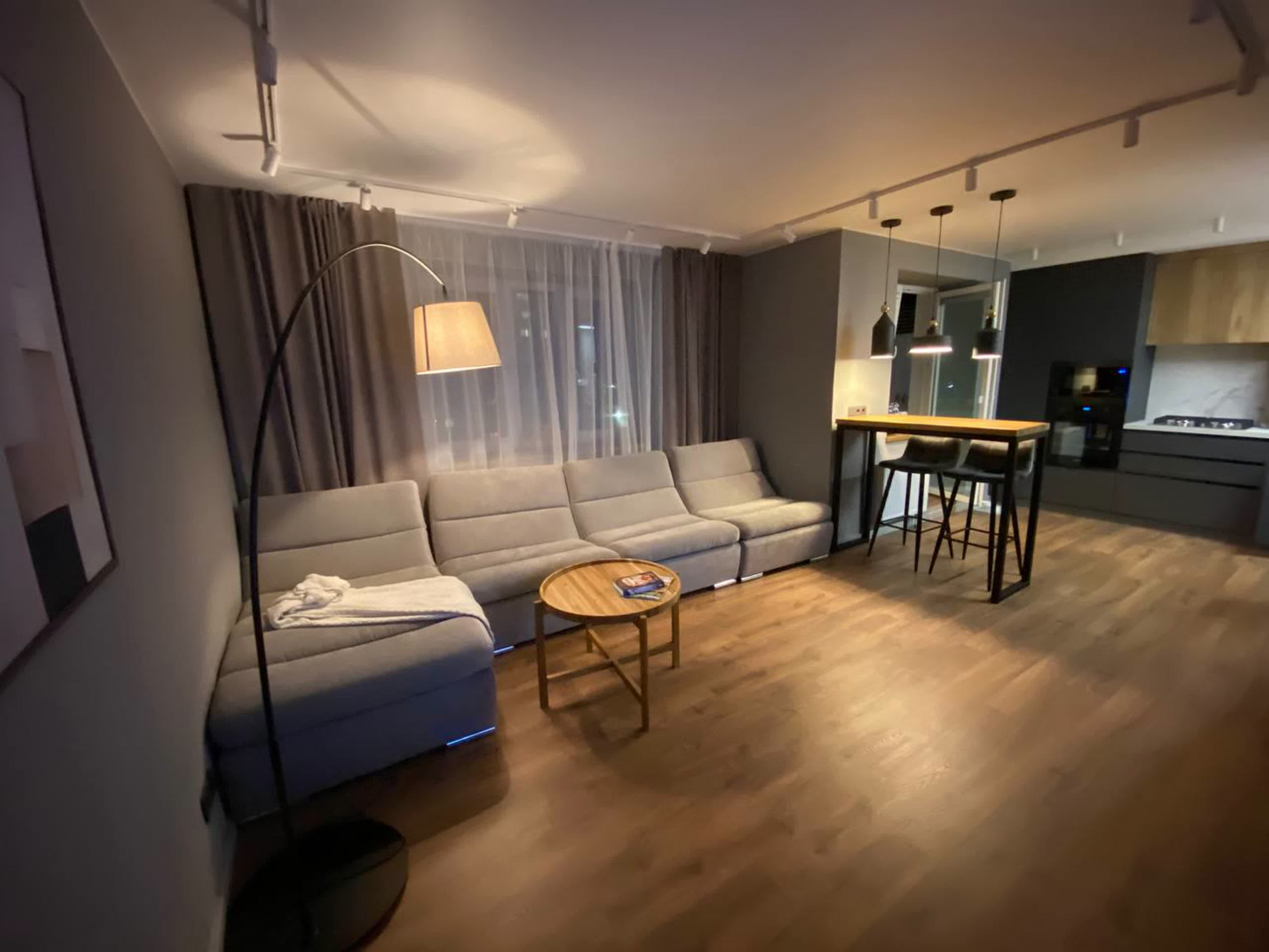 По домам с мебелью ZANOZA